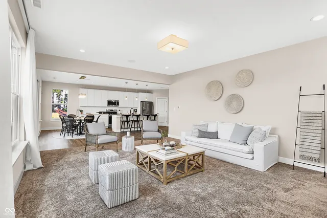 $409,999 | 456 Weaver Lane, Pittsboro, IN 46167