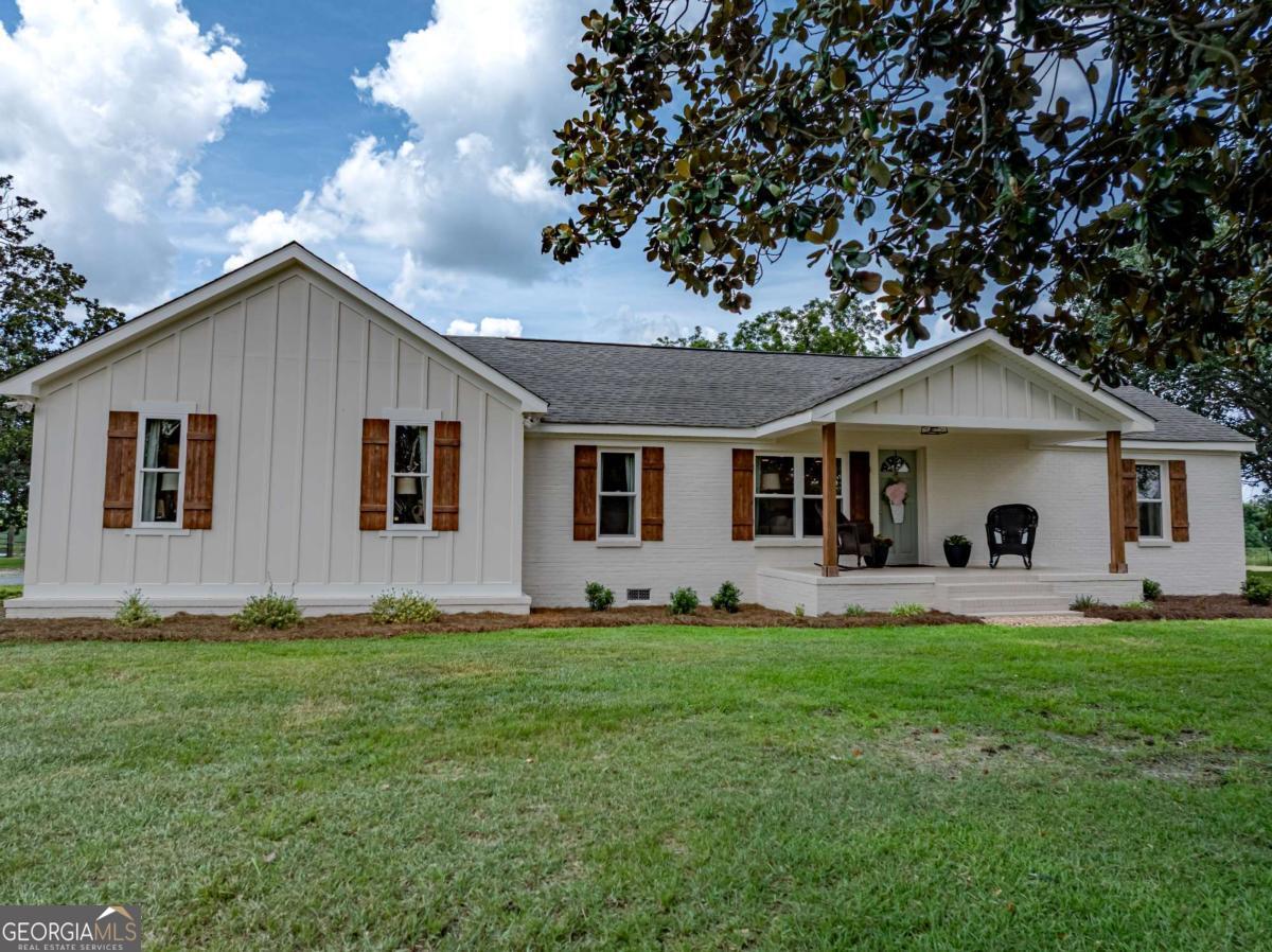 950 Crawley Road Omega, GA 31775 - Photo 1 of 60