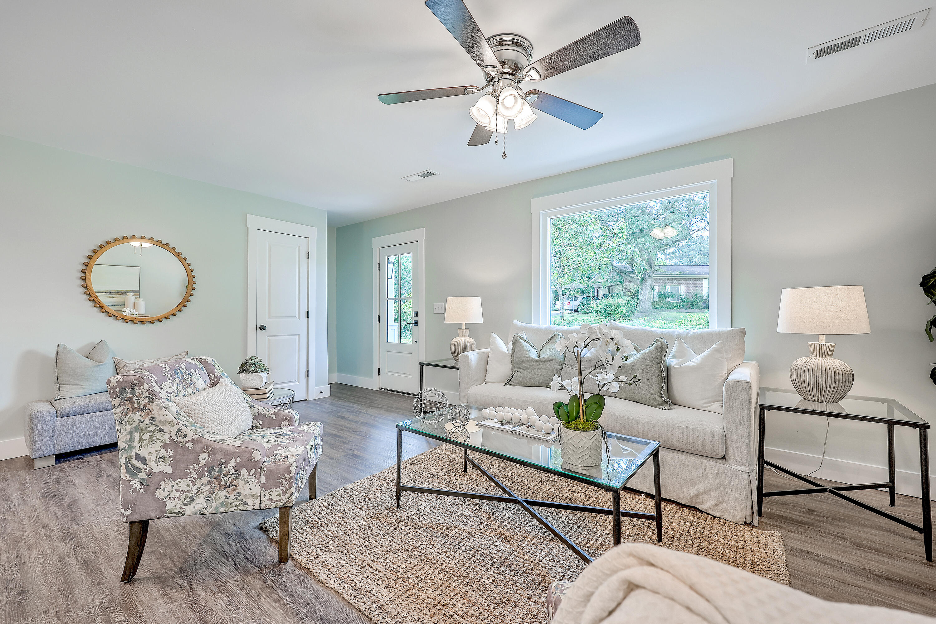 1037 Harrison Road Ladson, SC 29456 - Photo 10 of 40 Living Room