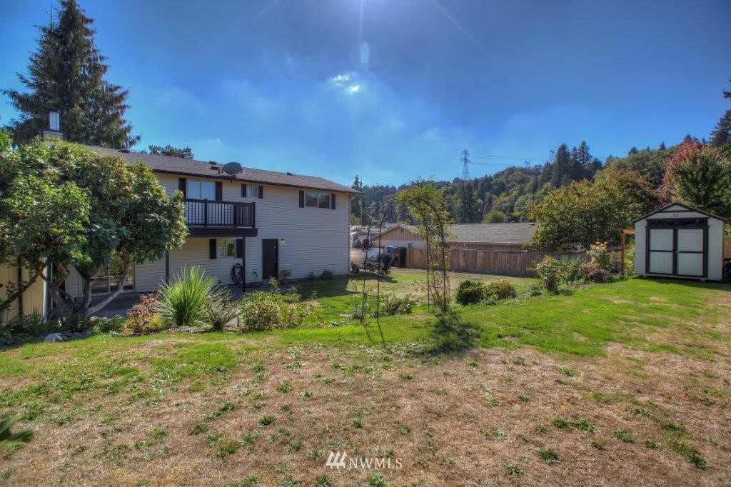 3926 Southeast 11th Street Renton, WA 98058 - Photo 20 of 21 Gallery Image 20