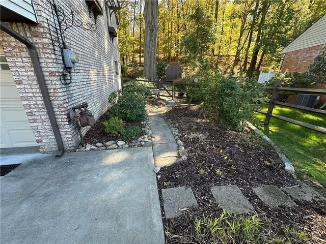 $285,000 | 317 Circle Drive, White Oak, PA 15131