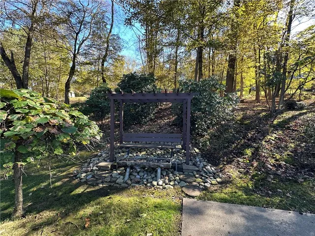 $285,000 | 317 Circle Drive, White Oak, PA 15131