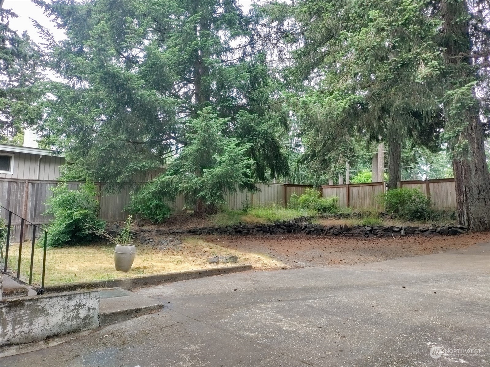 16032 Spanaway Loop Road South Spanaway, WA 98387 - Photo 23 of 28 a view of a out door space area