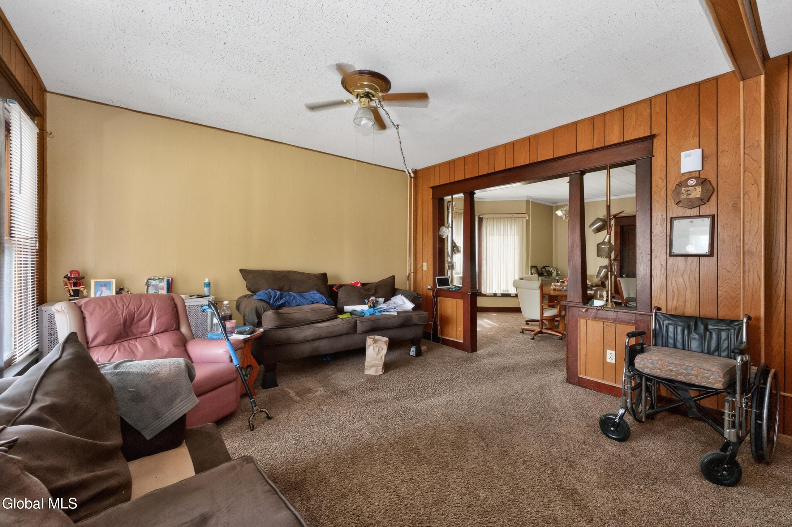 33 Osborne Road Albany, NY 12205 - Photo 8 of 31 1 Apt Down 3