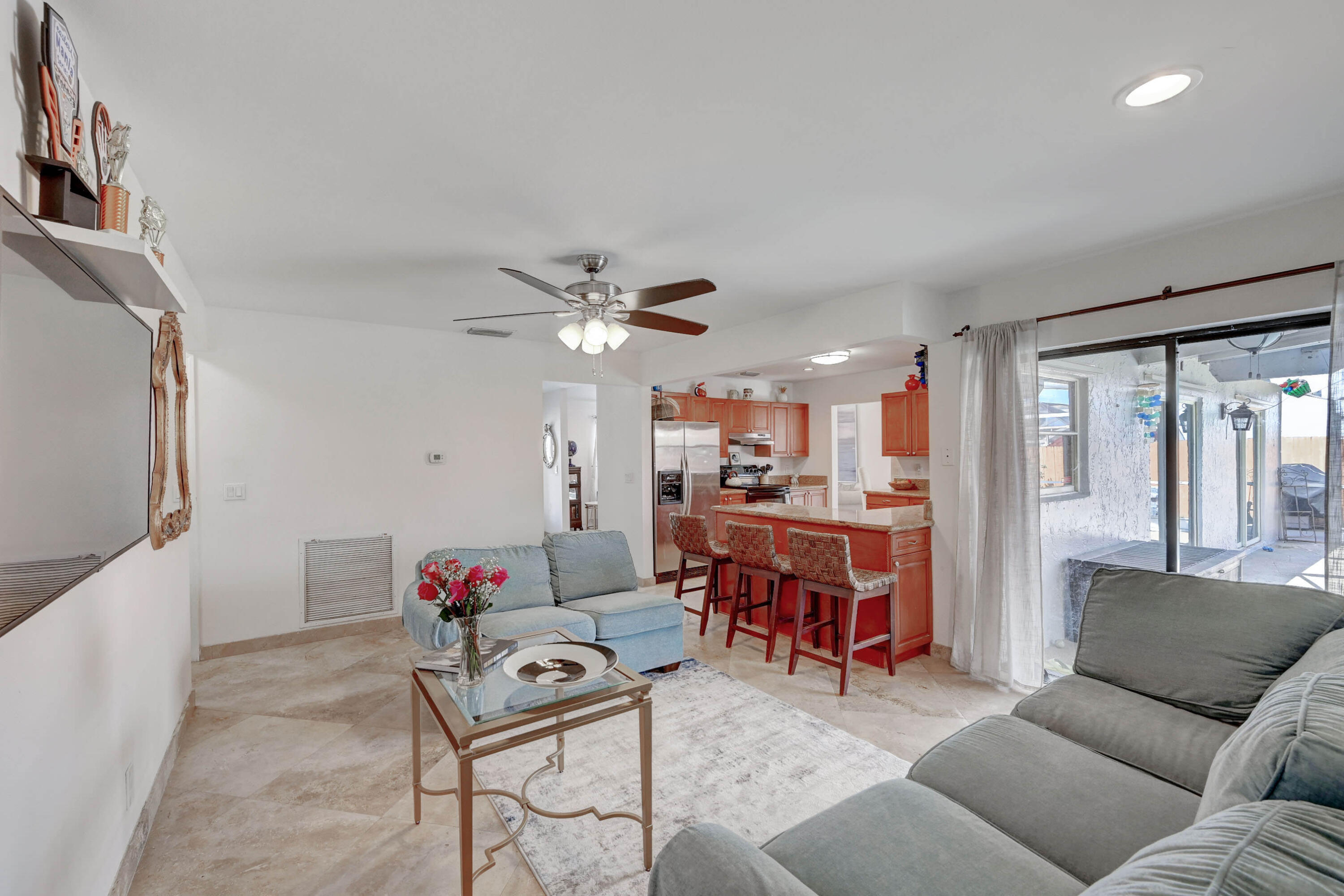 9682 Ohio Place Boca Raton, FL 33434 - Photo 12 of 37 E29605CA-5DA8-4825-BEA9-428380F1C9A7