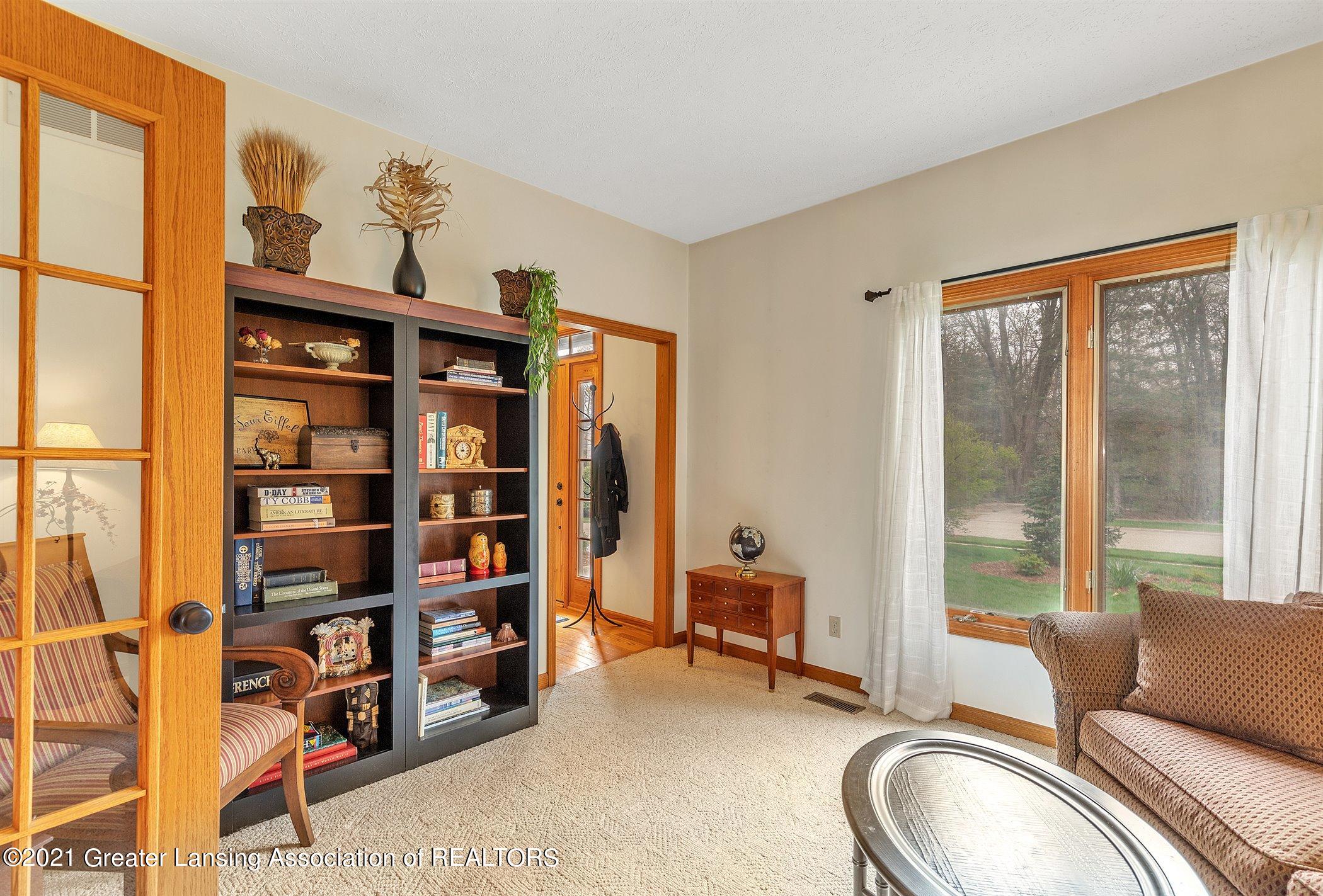 1094 Buckingham Road Haslett, MI 48840 - Photo 13 of 46 15-1094 buckingham rd-windowstill-reales