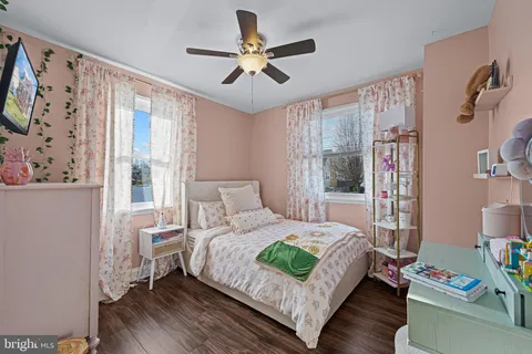 $550,000 | 233 Kenwood Road, Pasadena, MD 21122