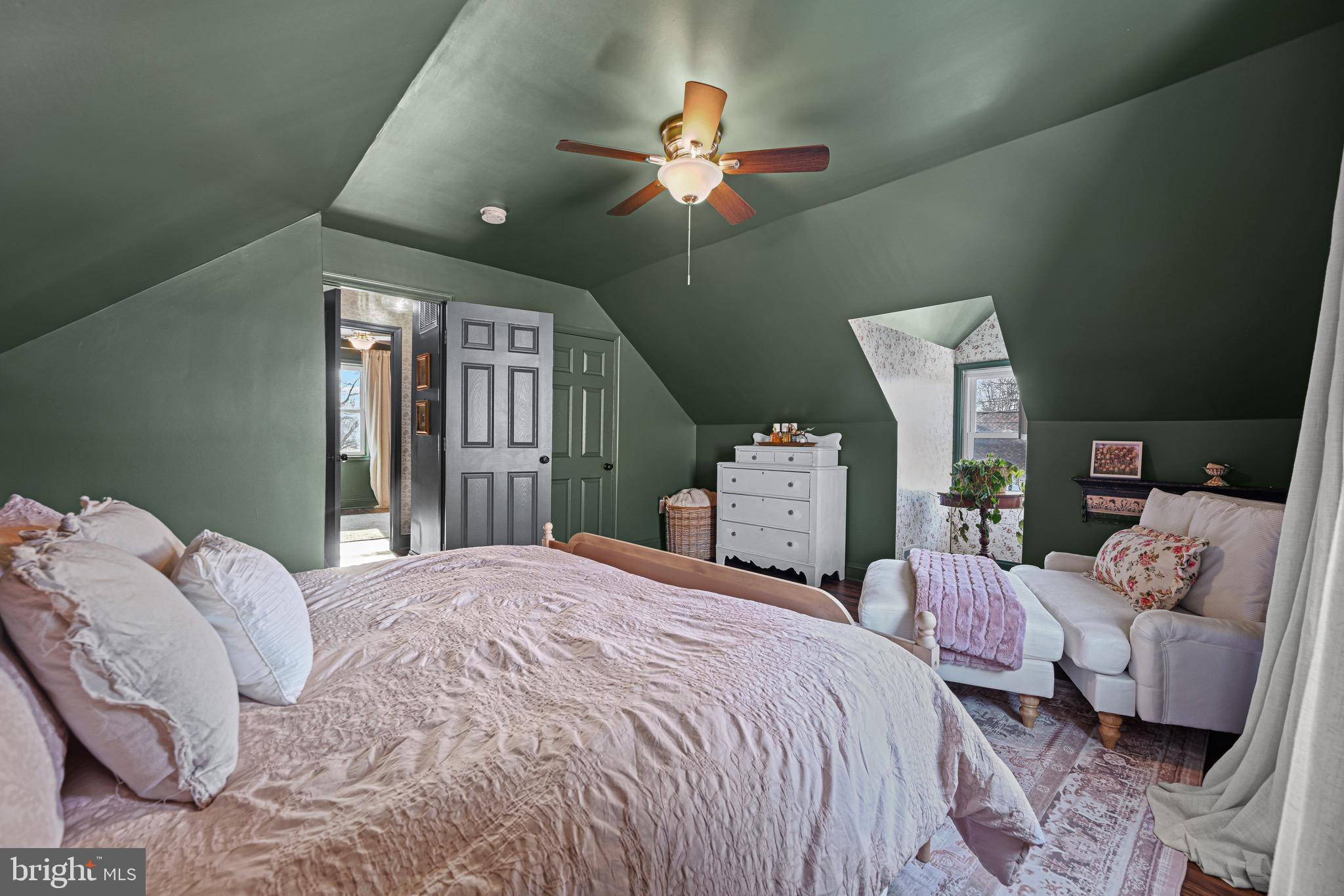 233 Kenwood Road Pasadena, MD 21122 - Photo 28 of 45 Second floor bedroom #3