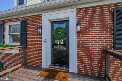 $550,000 | 233 Kenwood Road, Pasadena, MD 21122