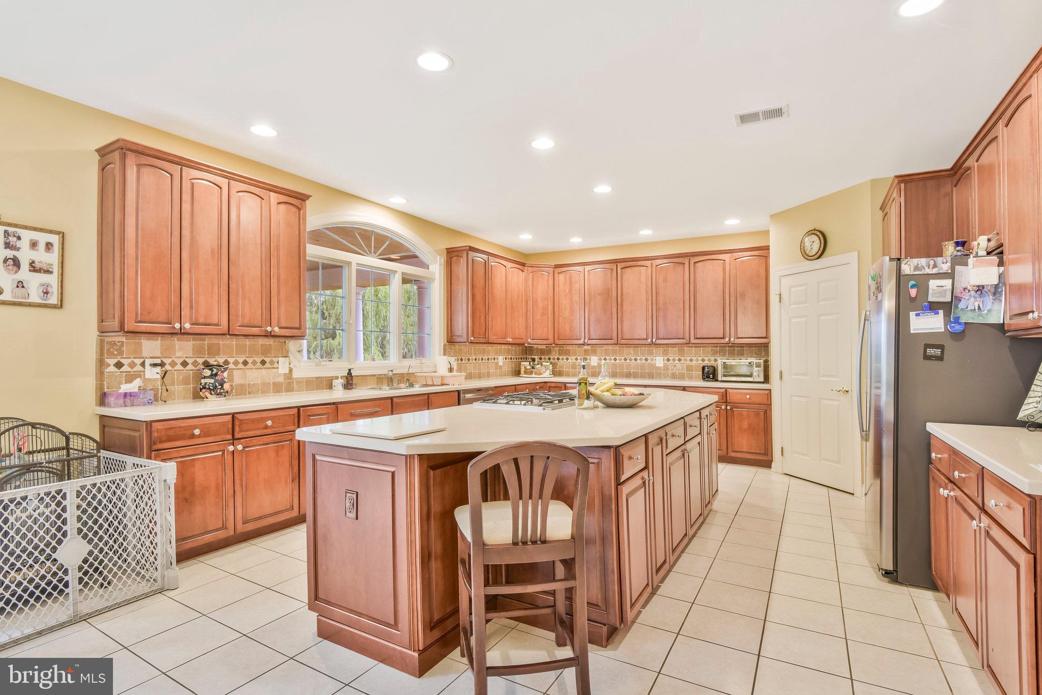 19783 Willowdale Place Ashburn, VA 20147 - Photo 21 of 71