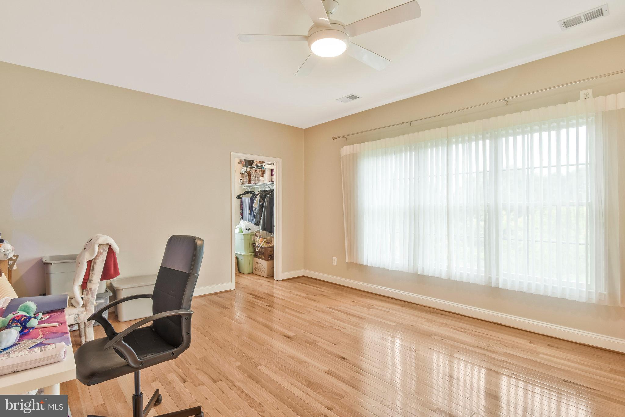 19783 Willowdale Place Ashburn, VA 20147 - Photo 33 of 71