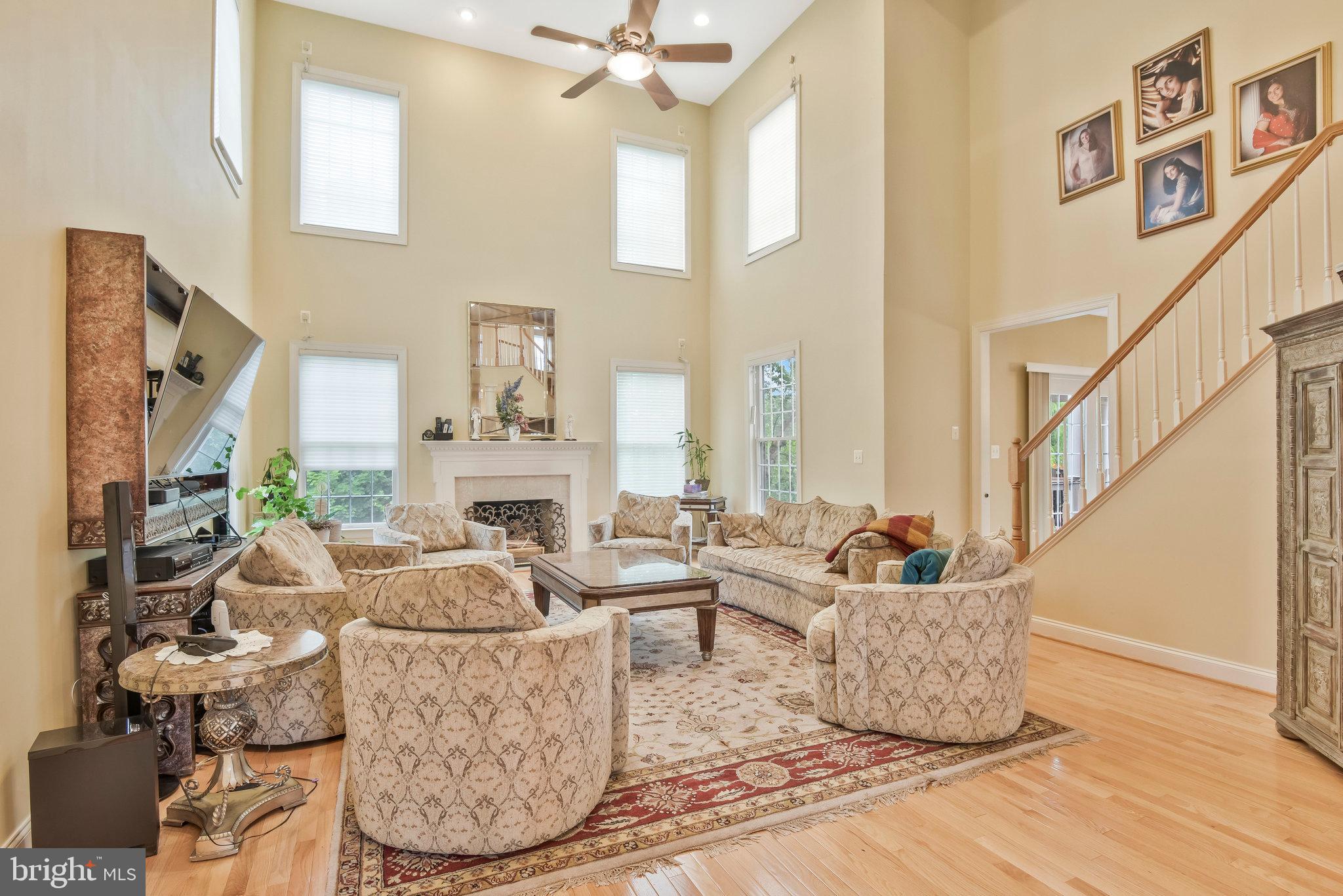 19783 Willowdale Place Ashburn, VA 20147 - Photo 9 of 71