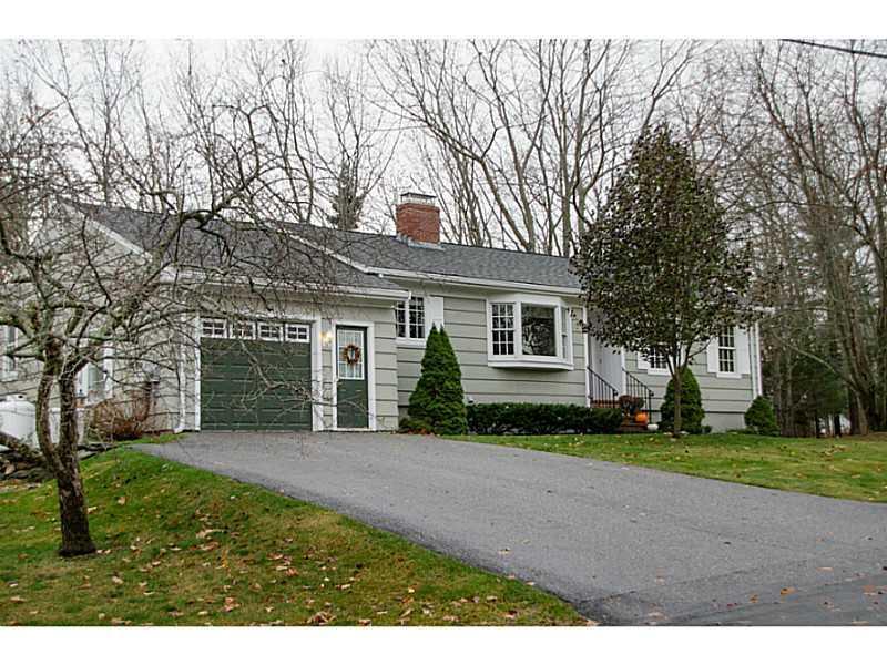 5 Wabun Road Cape Elizabeth, ME 04107 - Photo 1 of 33 Exterior Front.
