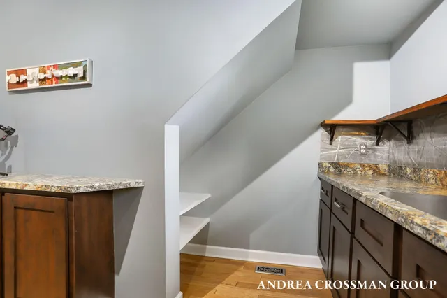 $379,000 | 523 Fulton Street, Grand Haven, MI 49417