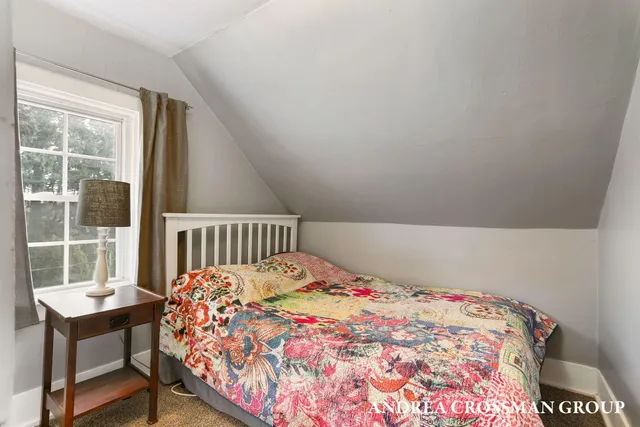 $379,000 | 523 Fulton Street, Grand Haven, MI 49417