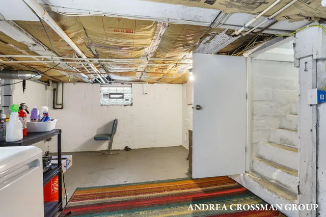 $379,000 | 523 Fulton Street, Grand Haven, MI 49417