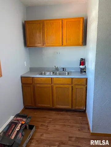 $209,900 | 501 Southwest 3rd Street, Aledo, IL 61231