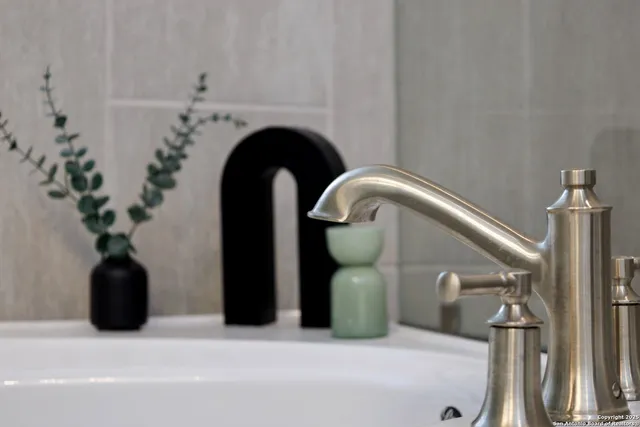 $555,000 | 12906 Ft Belknap, San Antonio, TX 78245