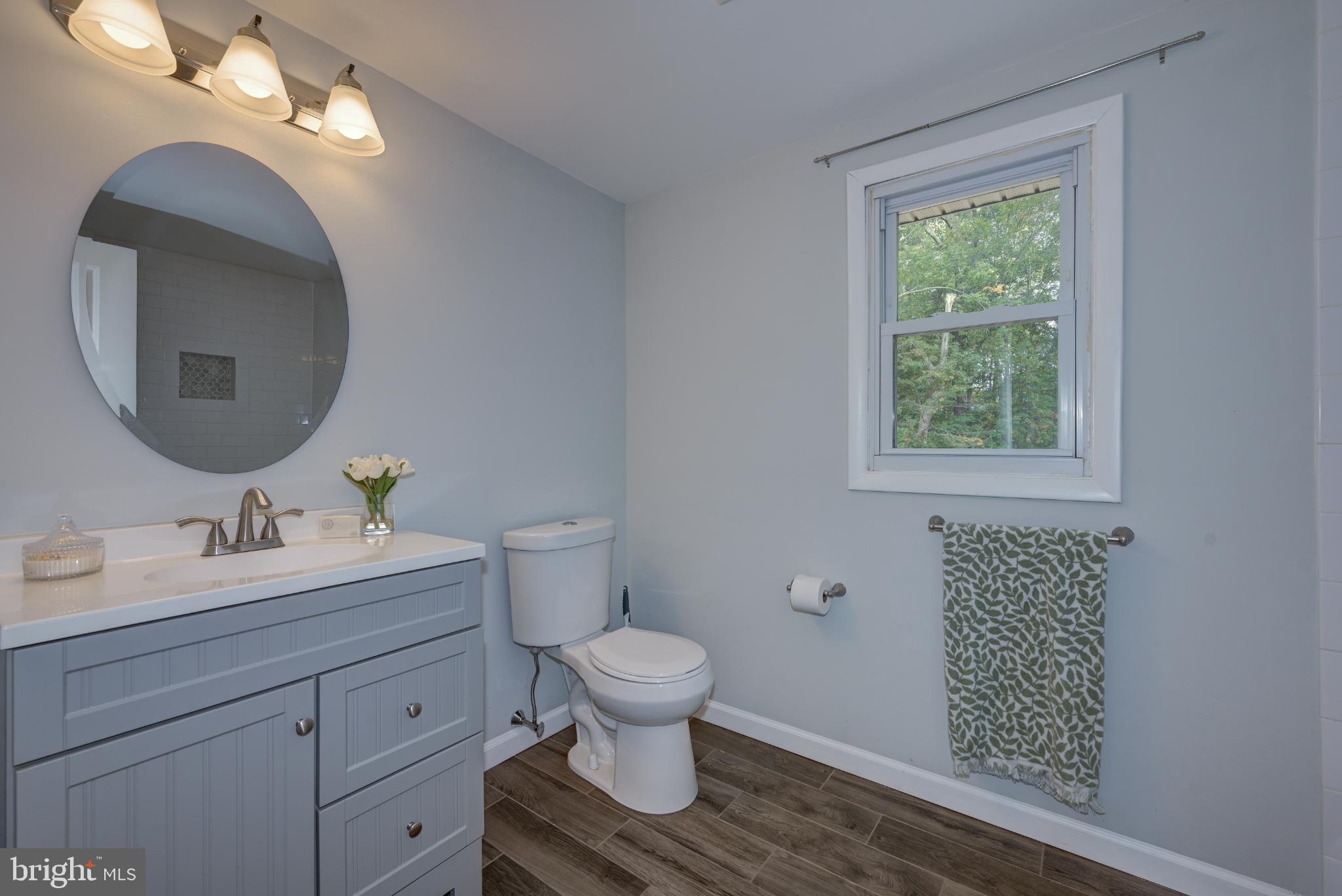 123 Clover Street Mount Holly, NJ 08060 - Photo 20 of 38 Full Primary Bath!