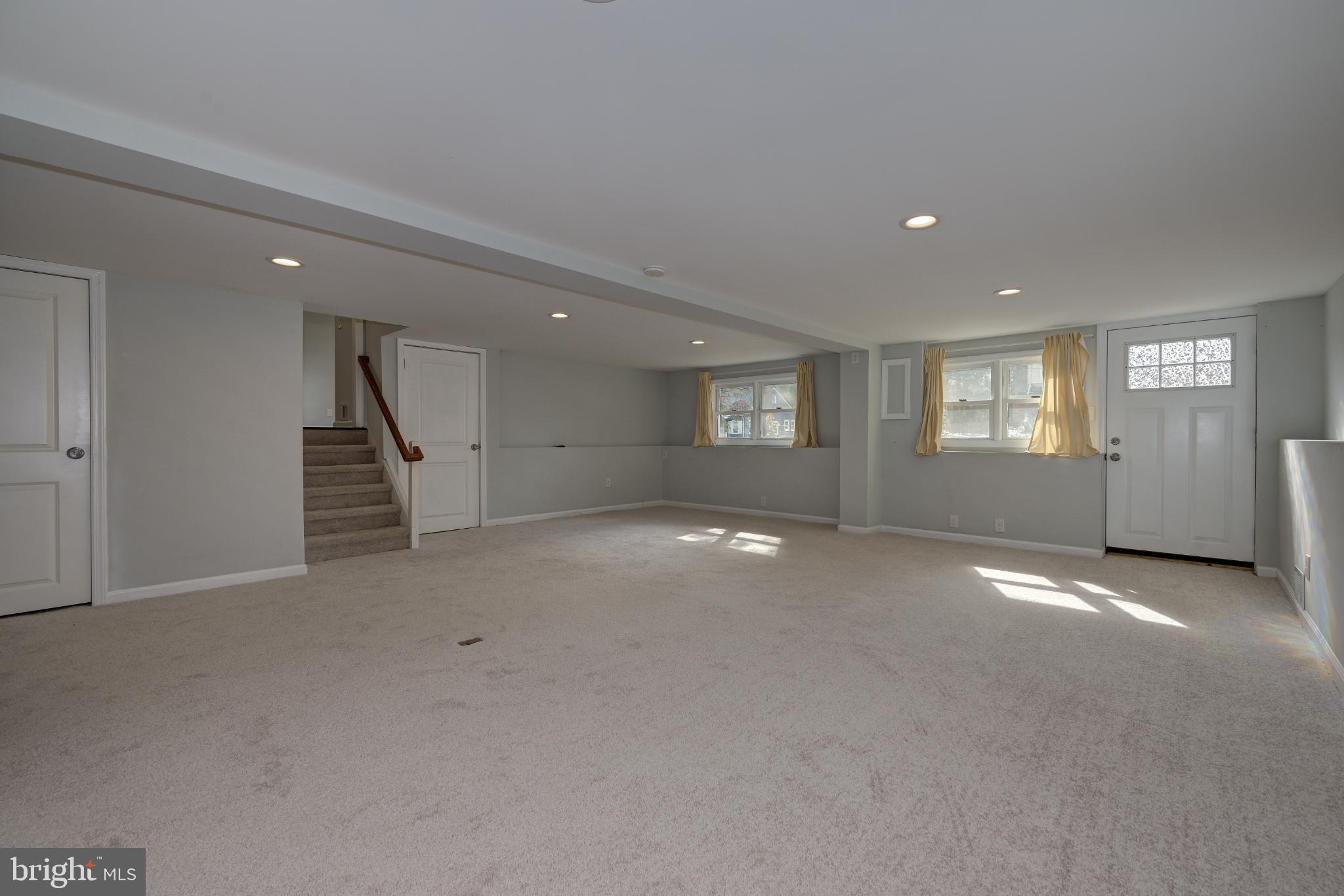 123 Clover Street Mount Holly, NJ 08060 - Photo 23 of 38 Access to the front driveway too!