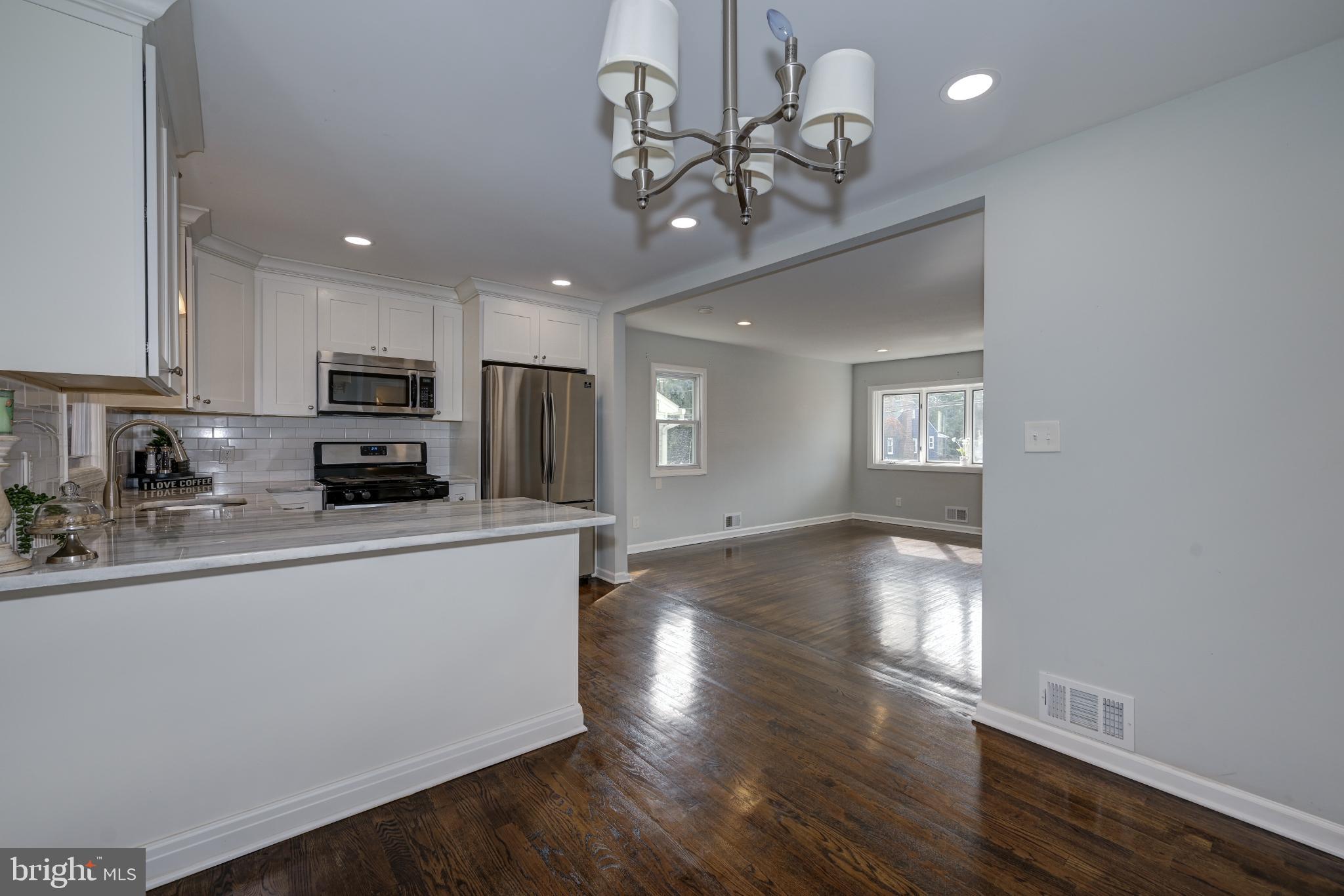123 Clover Street Mount Holly, NJ 08060 - Photo 8 of 38 Overhang countertops for 2 barstools.
