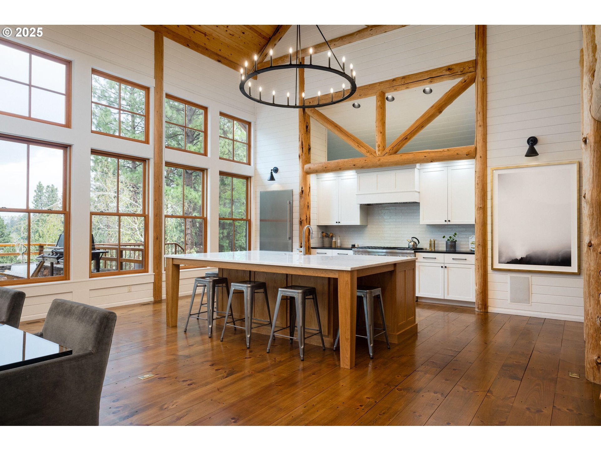 19378 Rim Lake Court Bend, OR 97702 - Photo 10 of 48 Gallery Image 10