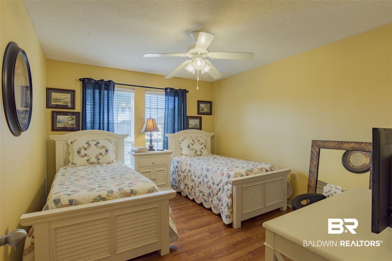 319 Manchester Lane Foley, AL 36535 - Photo 20 of 33 Bedroom 3