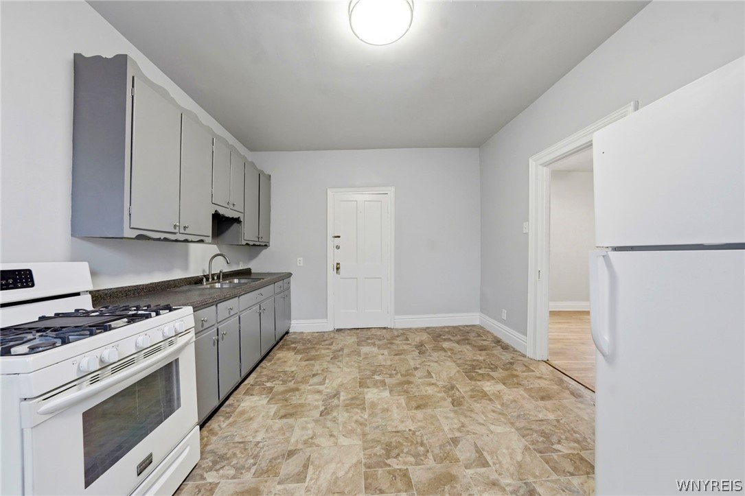 49 Trinity Place Buffalo, NY 14201 - Photo 26 of 44