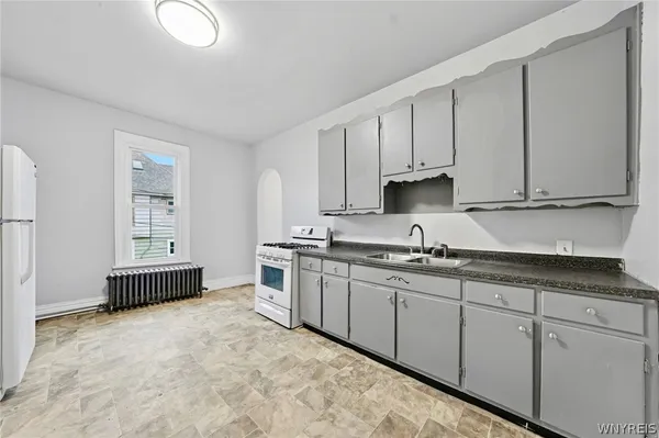 $285,000 | 49 Trinity Place, Buffalo, NY 14201
