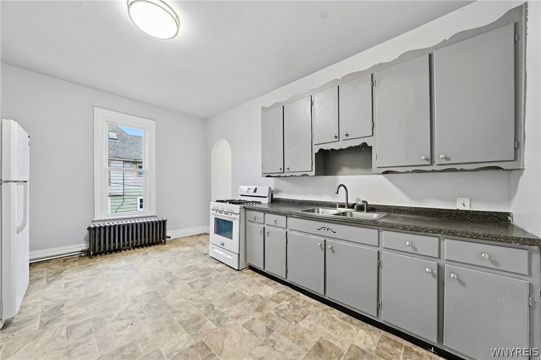 49 Trinity Place Buffalo, NY 14201 - Photo 30 of 44