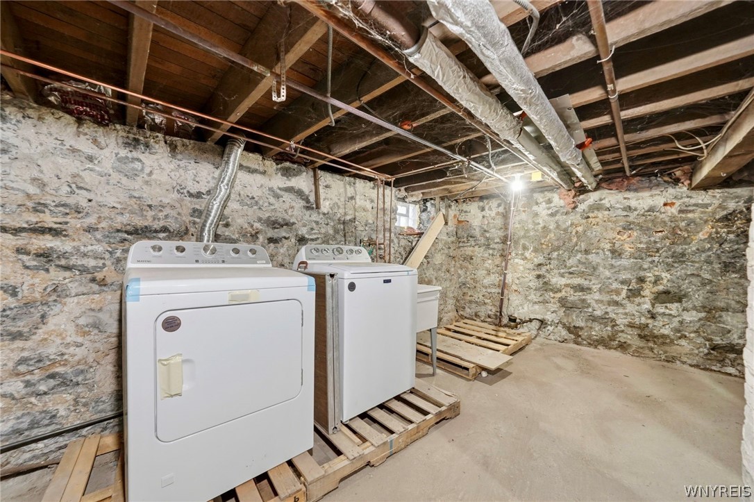 49 Trinity Place Buffalo, NY 14201 - Photo 42 of 44