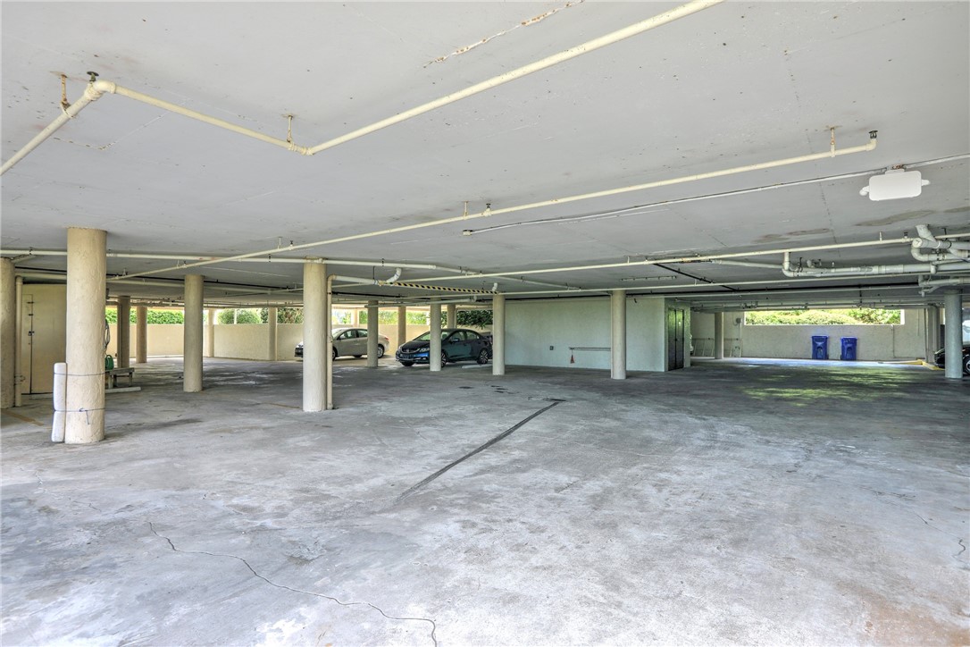 9612 Riverside Drive, Unit 102 Sebastian, FL 32958 - Photo 31 of 32 a view of an empty room