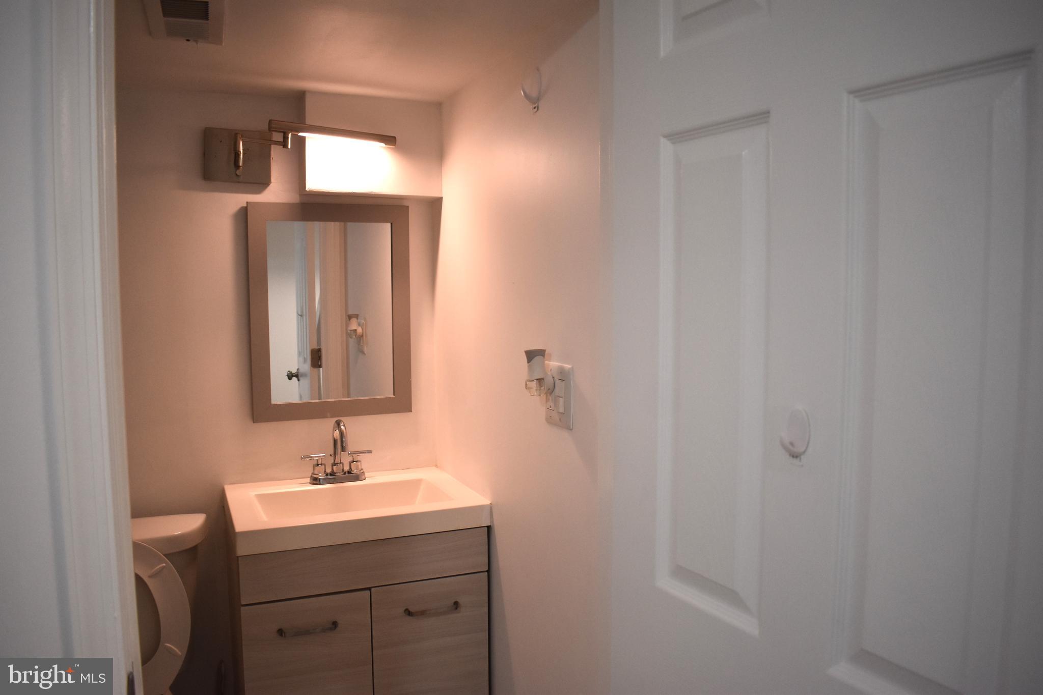 11009 Burnley Terrace Silver Spring, MD 20902 - Photo 33 of 45