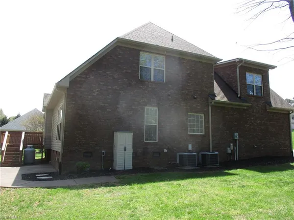 $2,950 | 270 Plumstead Lane, Clemmons, NC 27012