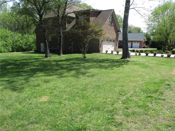 $2,950 | 270 Plumstead Lane, Clemmons, NC 27012