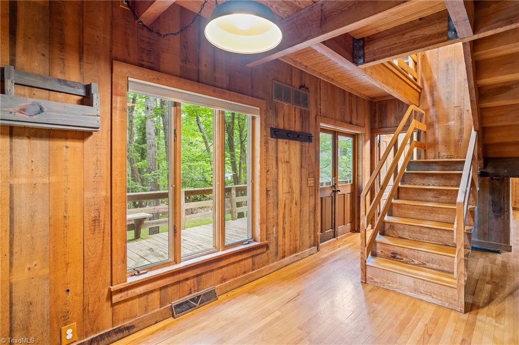 1715 Harper Road Asheboro, NC 27205 - Photo 22 of 48 Breakfast to back deck