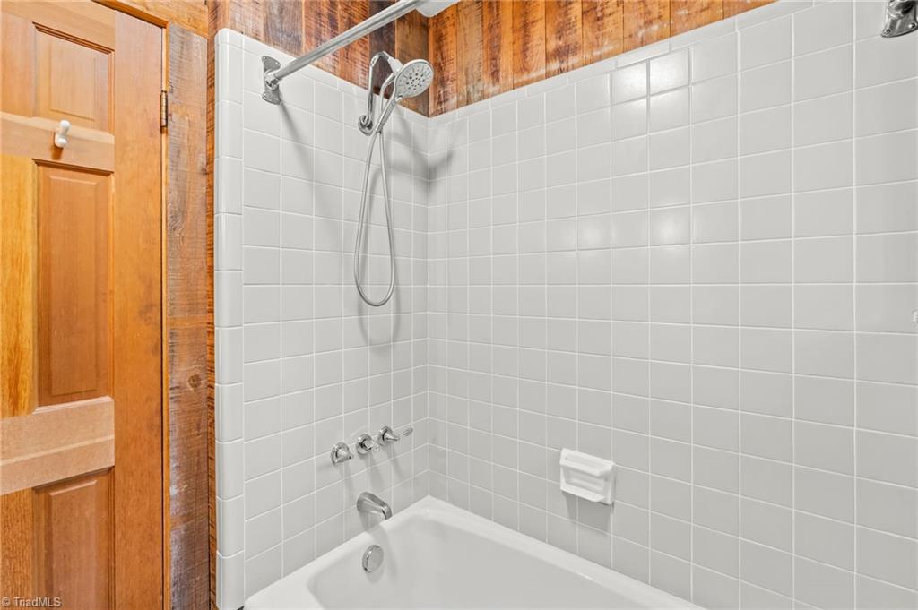 1715 Harper Road Asheboro, NC 27205 - Photo 35 of 48 2nd floor hall bath