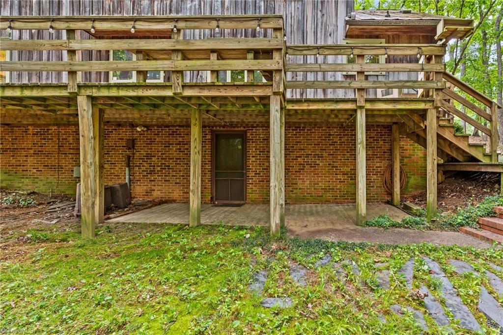 1715 Harper Road Asheboro, NC 27205 - Photo 44 of 48 Crawlspace door