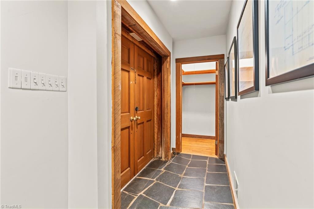 1715 Harper Road Asheboro, NC 27205 - Photo 7 of 48 Foyer & Hall Closet