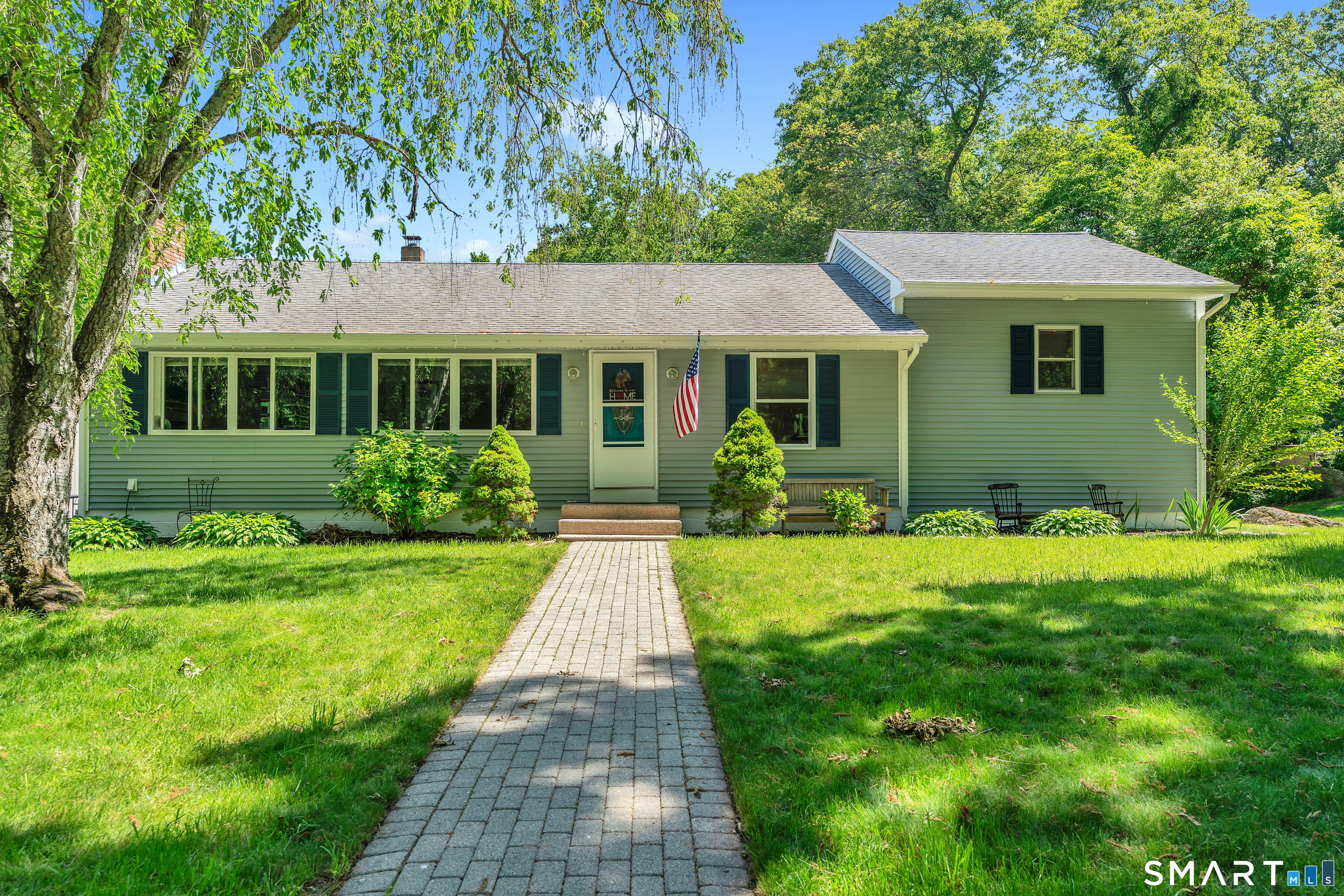 13 Foxcroft Road East Lyme, CT 06357 - Photo 1 of 36