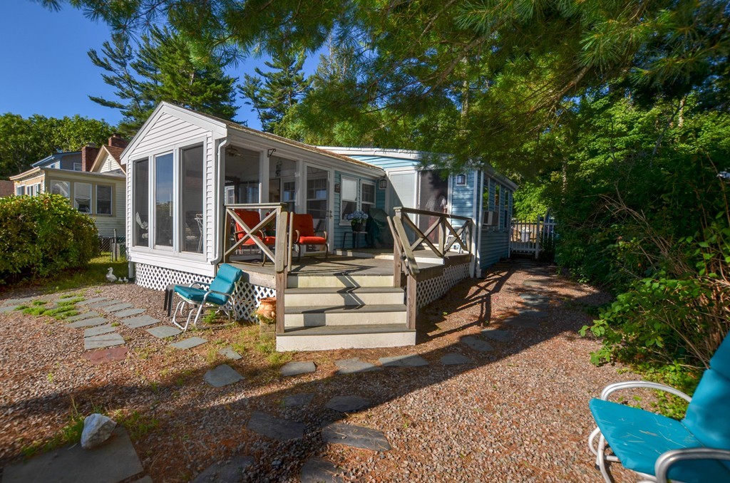 16 Taylor Point Road Pembroke, MA 02359 - Photo 14 of 17 Gallery Image 14
