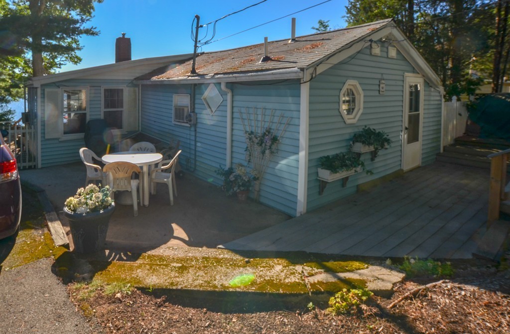 16 Taylor Point Road Pembroke, MA 02359 - Photo 4 of 17 Gallery Image 4