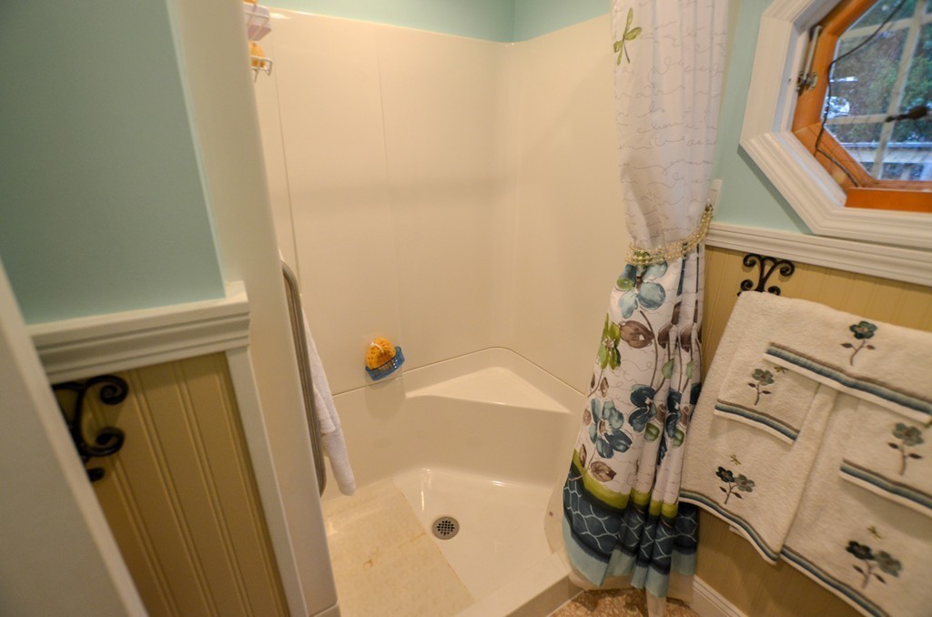 16 Taylor Point Road Pembroke, MA 02359 - Photo 10 of 17 Gallery Image 10