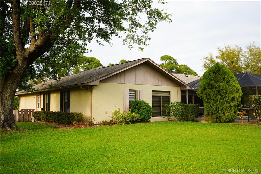 2012 Southeast Tickridge Road Port St. Lucie, FL 34952 - Photo 26 of 30 Gallery Image 26