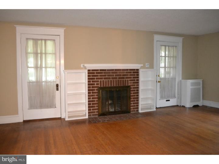 167 Sycamore Road Havertown, PA 19083 - Photo 4 of 16