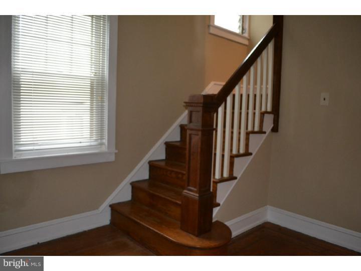 167 Sycamore Road Havertown, PA 19083 - Photo 5 of 16