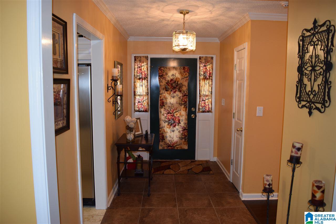 101 Greenfield Lane Alabaster, AL 35007 - Photo 4 of 35