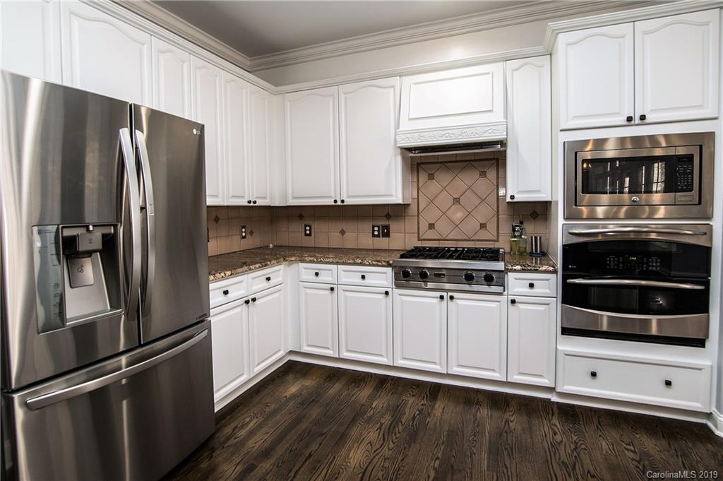 3208 Rhett Butler Place Charlotte, NC 28270 - Photo 11 of 34
