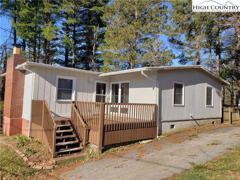 129 Ridgewood Drive Boone, NC 28607 - Photo 1 of 27 Gallery Image 1