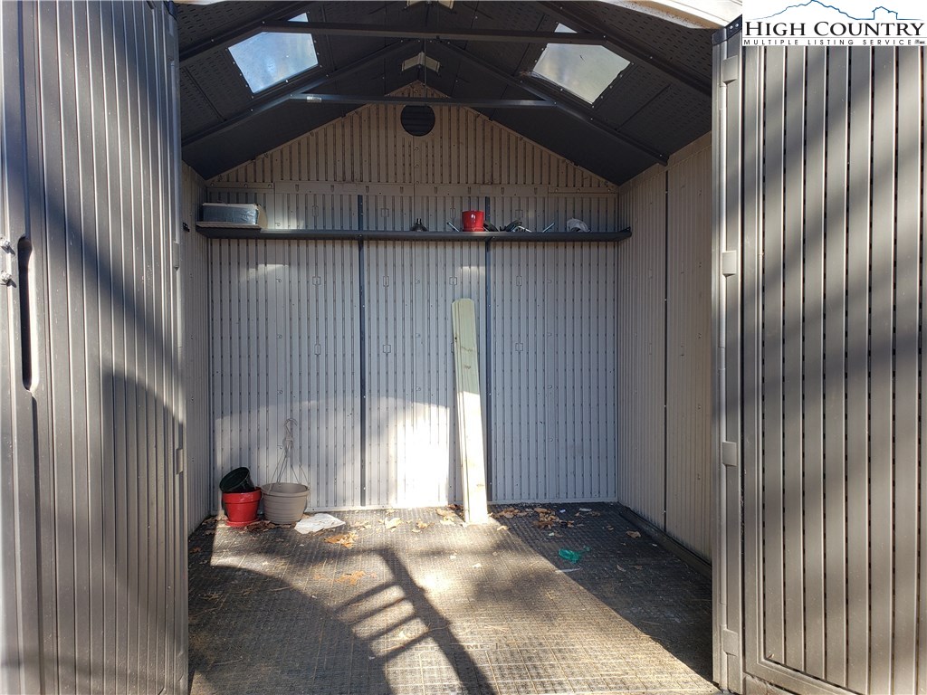 129 Ridgewood Drive Boone, NC 28607 - Photo 24 of 27 Gallery Image 24